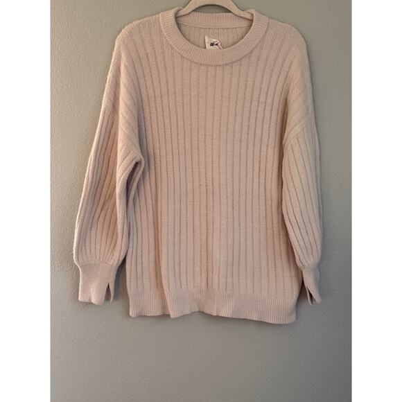 AERIE Ribbed Fuzzy Oversized Sweater (Cream/Off-White), Size Medium - Picture 2 of 5